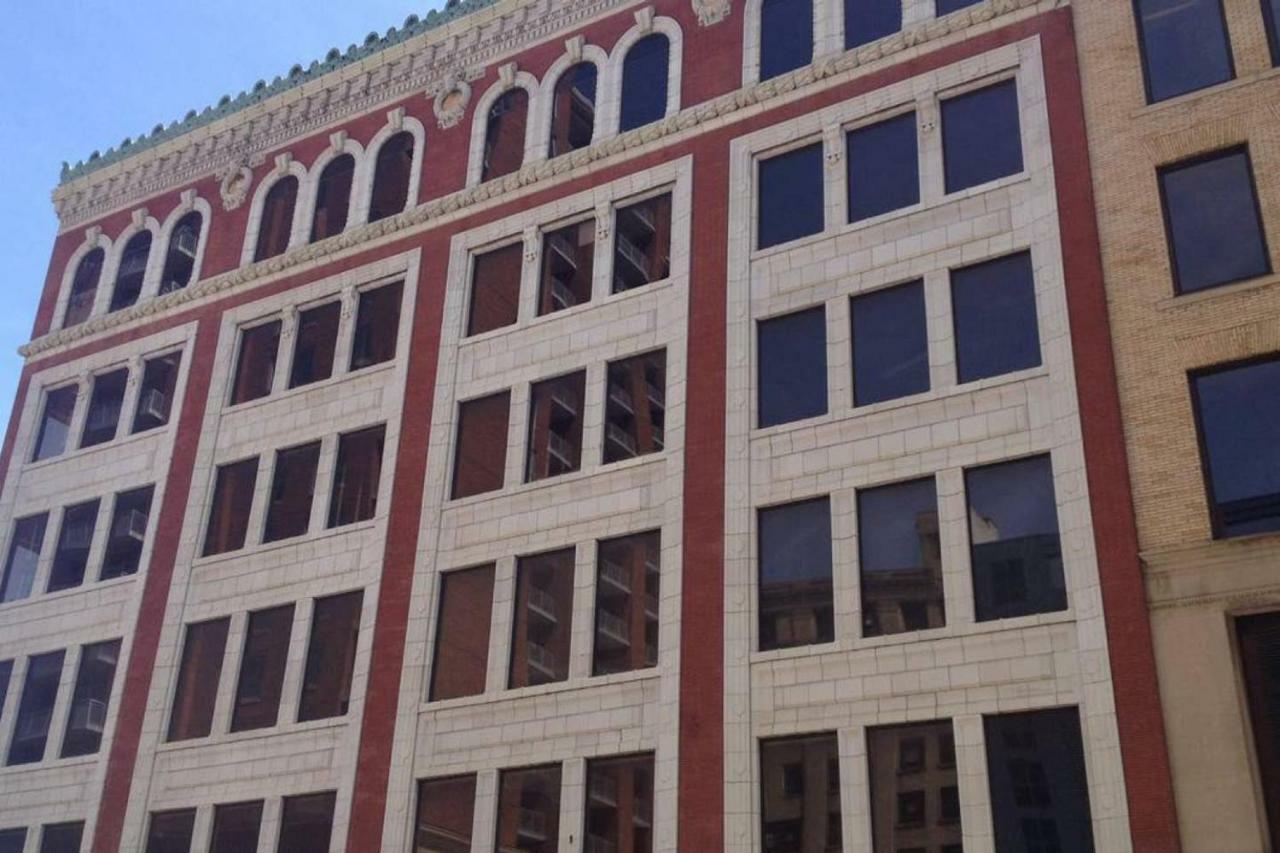 Frontdesk Aria Cultural District Lofts Downtown Pittsburgh Eksteriør billede